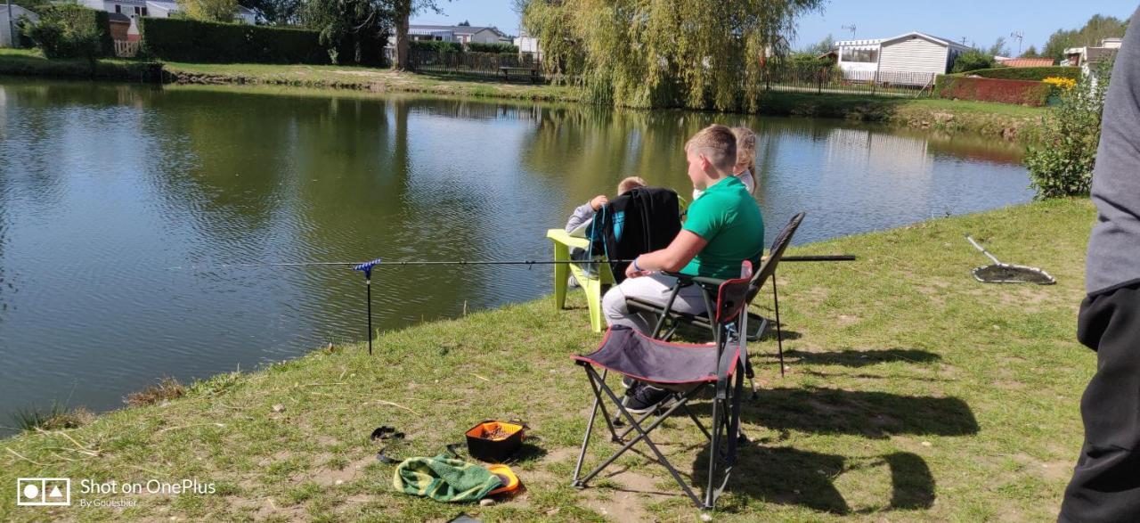 Camping La Garenne De Moncourt Rue  Kültér fotó