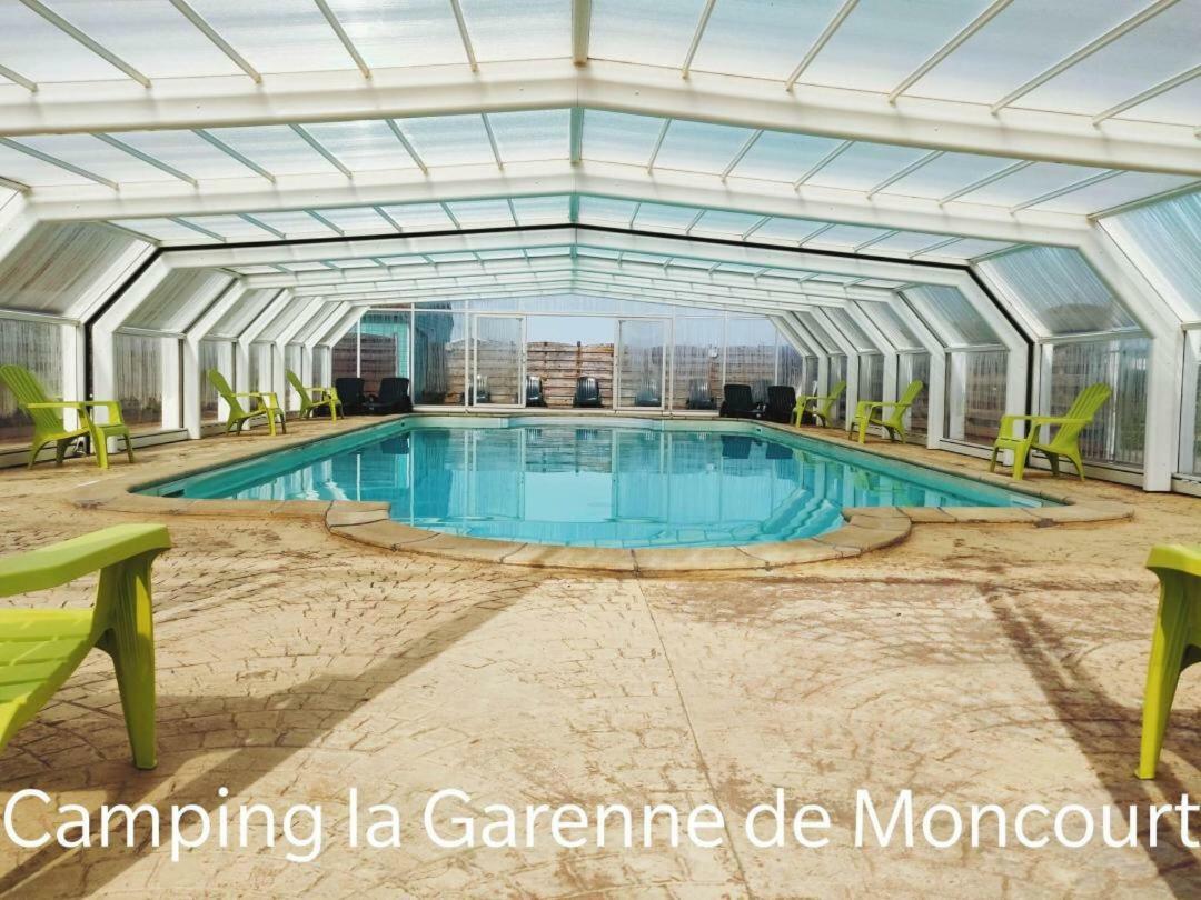 Camping La Garenne De Moncourt Rue  Kültér fotó